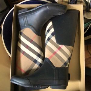 BURBERRY RAINBOOT CLEMENCE SIZE38EUR